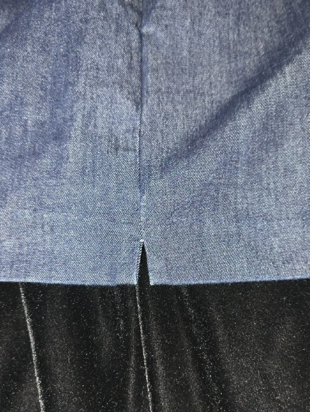 New York & Company denim pull